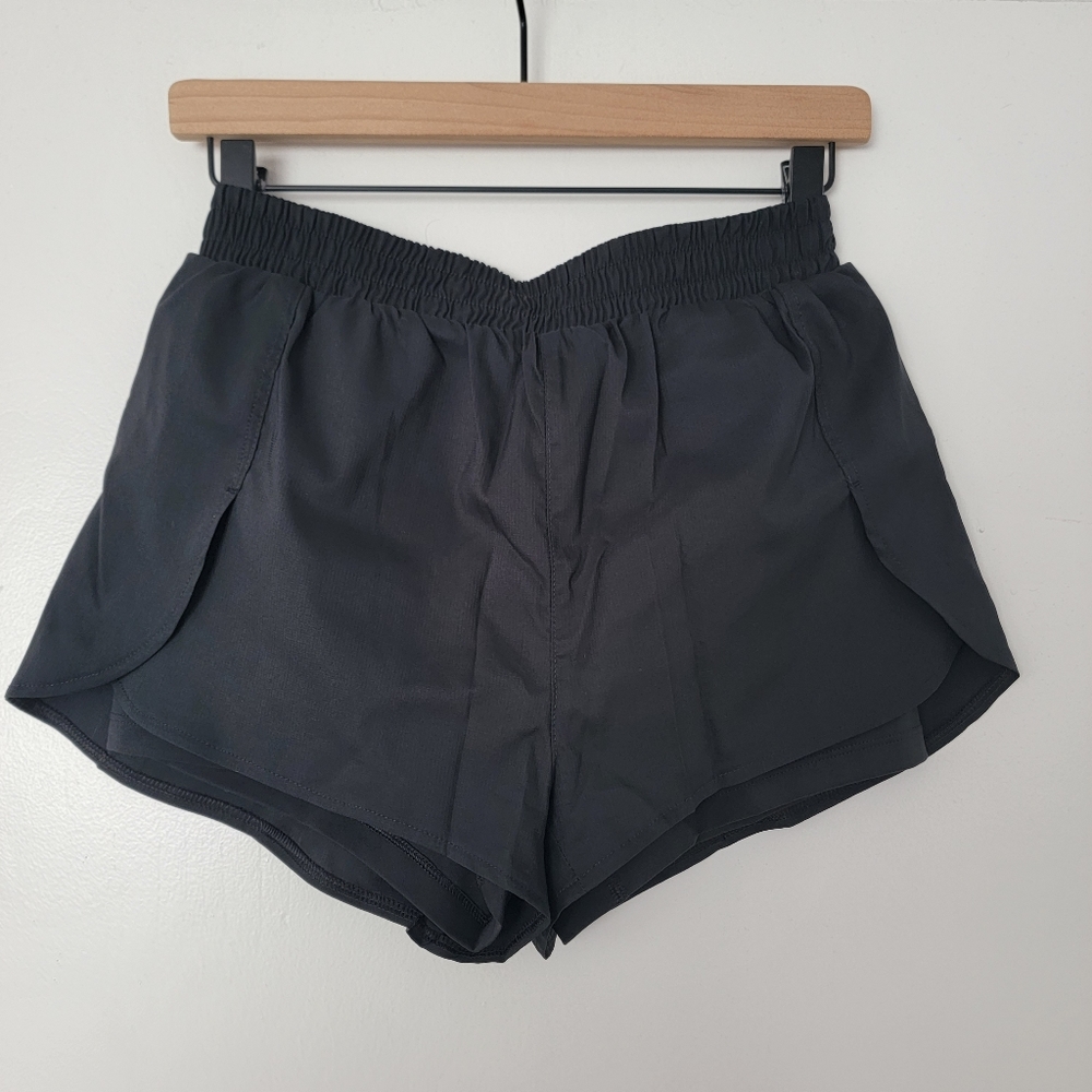 GIRLFRIEND COLLECTIVE trail shorts